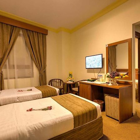 Mawaddah Al Noor Hotel Sultanah Esterno foto