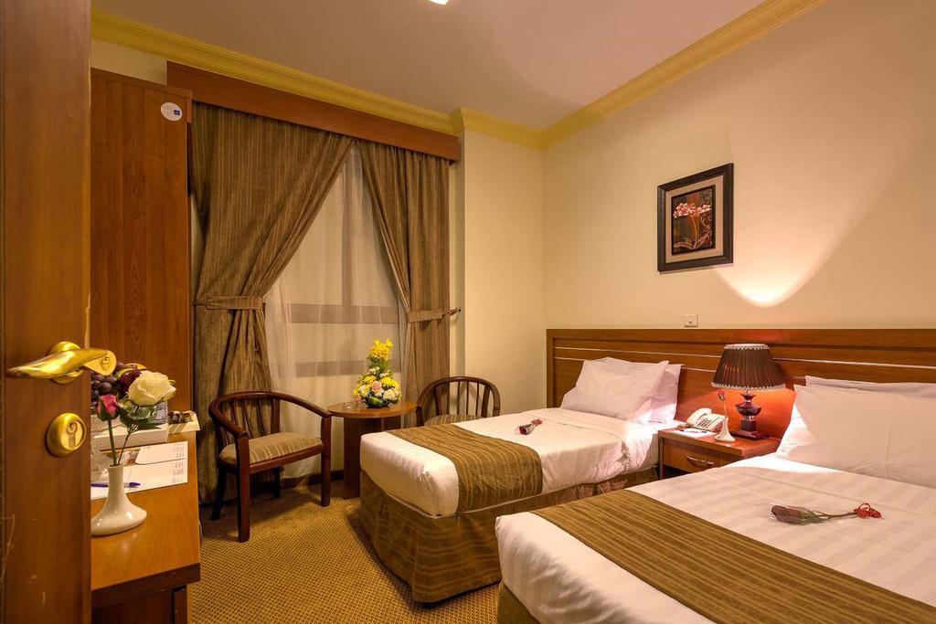 Mawaddah Al Noor Hotel Sultanah Esterno foto